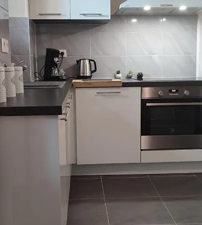 Logement Cosy Et Spacieux, A 2 Pas Du Centre-ville *