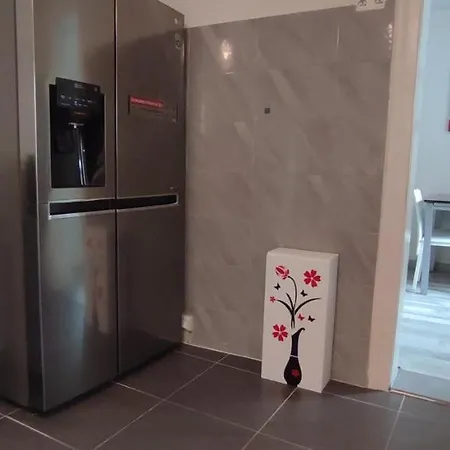 Apartment Logement Cosy Et Spacieux, A 2 Pas Du Centre-ville